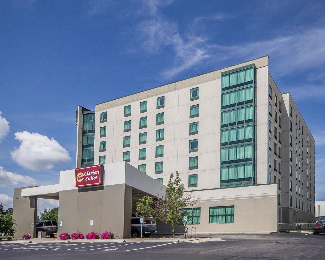 Clarion Suites At The Alliant Energy Center Madison Exterior photo